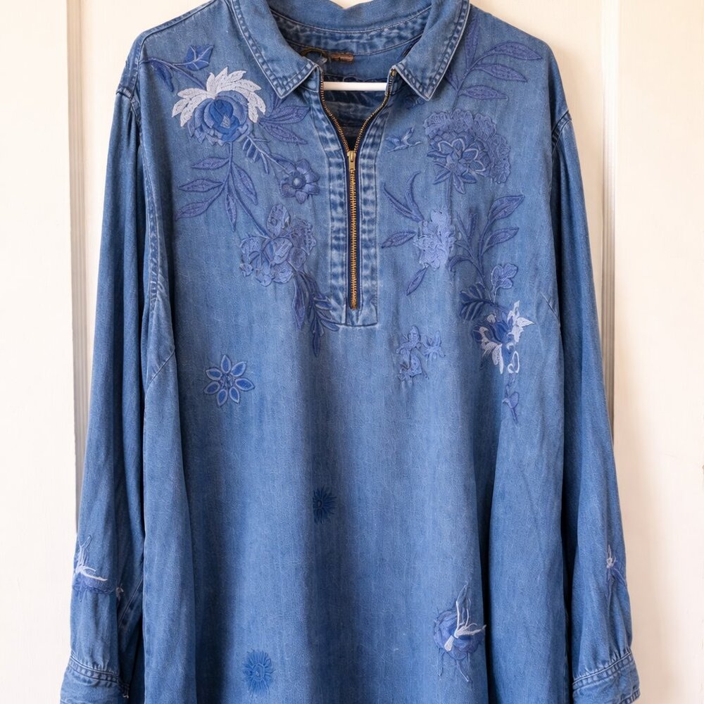 Johnny Was Workshop 2X Embroidered Tunic Top Blue Boho Floral Zip Neck Plus